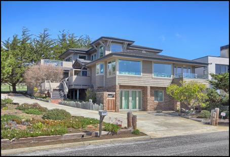 San Simeon House | 4812 Windsor Bl.