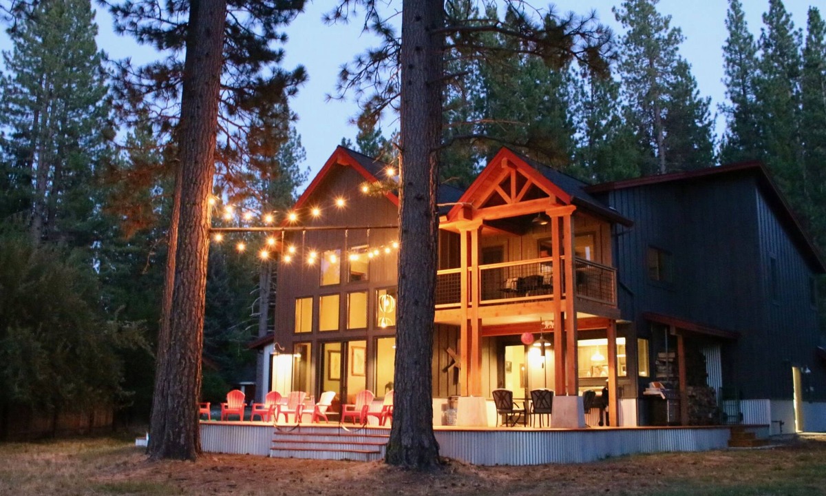 Graeagle House | Amazing location and views - right in town!