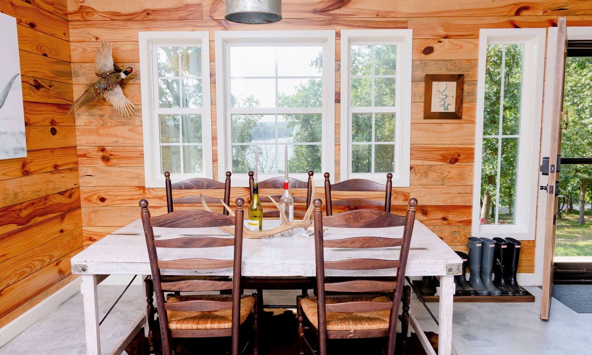 Hulbert House | Farm House