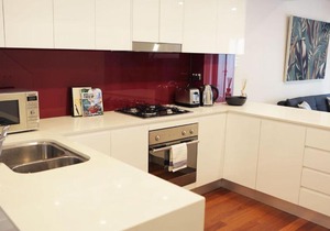 Modern and Spacious Living in Erskineville