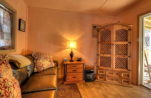 Cherokee House | House ∙ 1 bedroom ∙ 2 guests