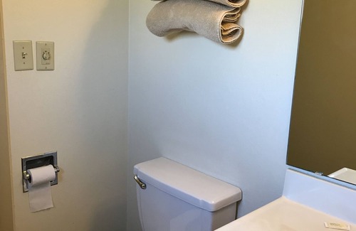 Marinette Hotel | Marinette Inn