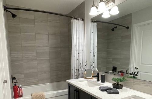 Chestermere House | New Family home in Chesteremere