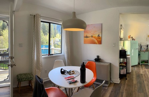 Downieville Apartment | "RIVER" Historic Main Street apartment