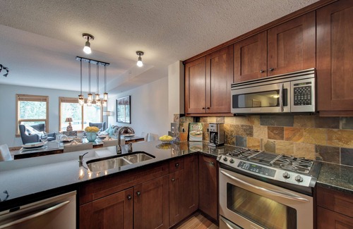 Canmore Condo | Stunning Mountain Retreat in Rundle Cliffs Lodge - Spring Creek Mountain Village