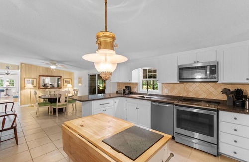 Pawleys Island House | 3 Bedroom Vacation Home with Salt Water Pool