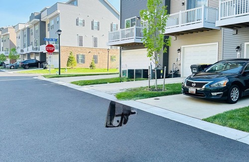 Landover House | A spacious room with private bathrooms and private balcony, 5 min drive to UM