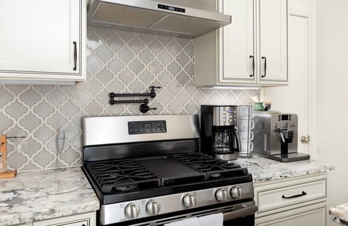 Castro Valley Villa | By The Bay Retreat