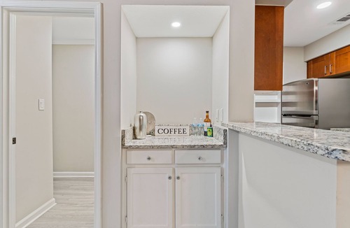 Lindbergh Condo | Chic 2bdr/2bath Urban Retreat - ATL Prime Location with free parking