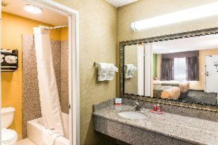 Hesperia Cabin | Econo Lodge Hesperia - Victorville I-15