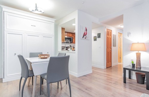 Whistler Village Condo | Fantastic Location | Dogs | BBQ | Pool & hot tub