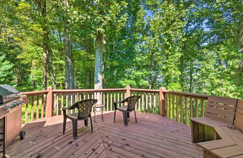 Hendersonville Apartment | Hendersonville Cantrell Cottage - Smoky Mtn View