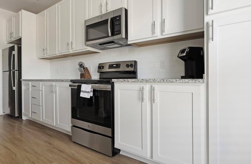 Fort Mill Apartment | Landing | Stylish 1BD, Yoga Studio, Pool