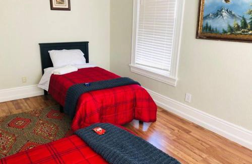 Yuba City Apartment | Mishas Comfort Haven