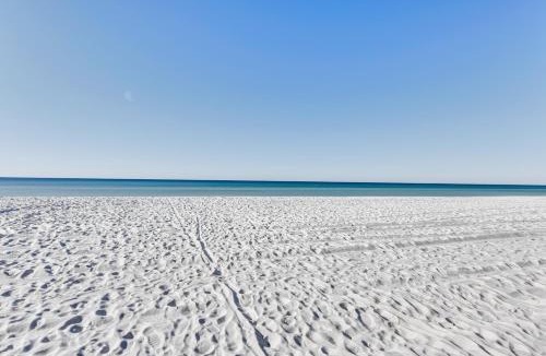 Bel Air Apartment | PCB Studio with Private Patio Steps to Beach!