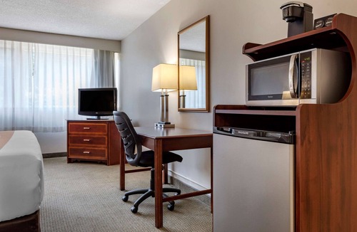 Binghamton Hotel | Quality Inn & Suites Vestal Binghamton near University