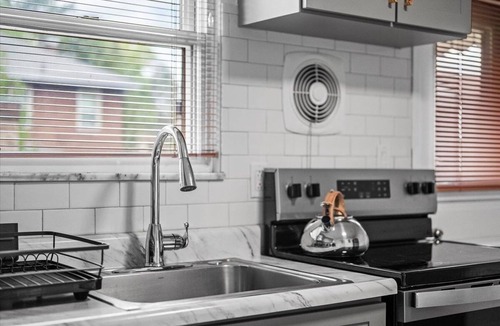 Squirrel Hill South House | Stylish House near Frick Park