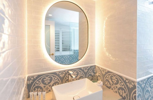 Toukley Hotel | The Beachcomber Hotel & Resort, an Ascend Collection Resort