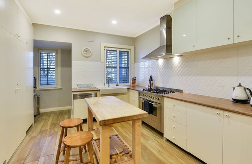 Leura House | Woodford House of Leura