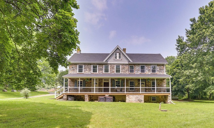 Wagontown House | Large Historic Home in Pennsylvania Dutch Country!