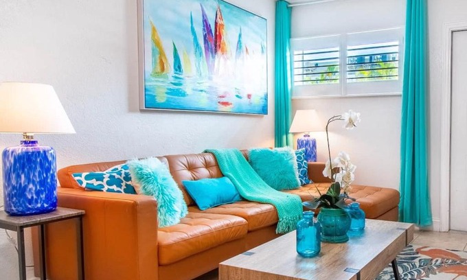 Madeira Beach House | WALK TO THE BEACH FISHING VIEWS from DOCK bring BOAT