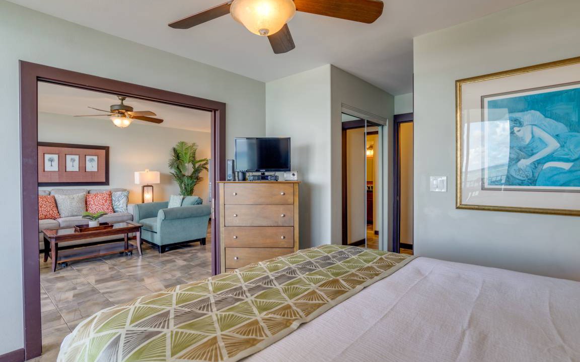 Photo of Others in Kahana