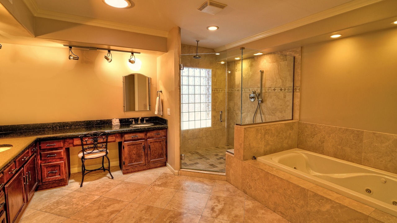 Photo of Bathroom in La Paz At Desert Springs
