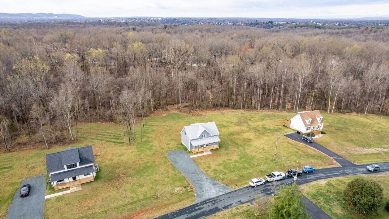 Photo of Outdoor in Madison Heights