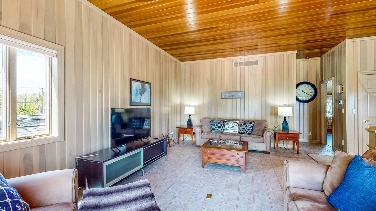 Photo of Livingroom in Syracuse