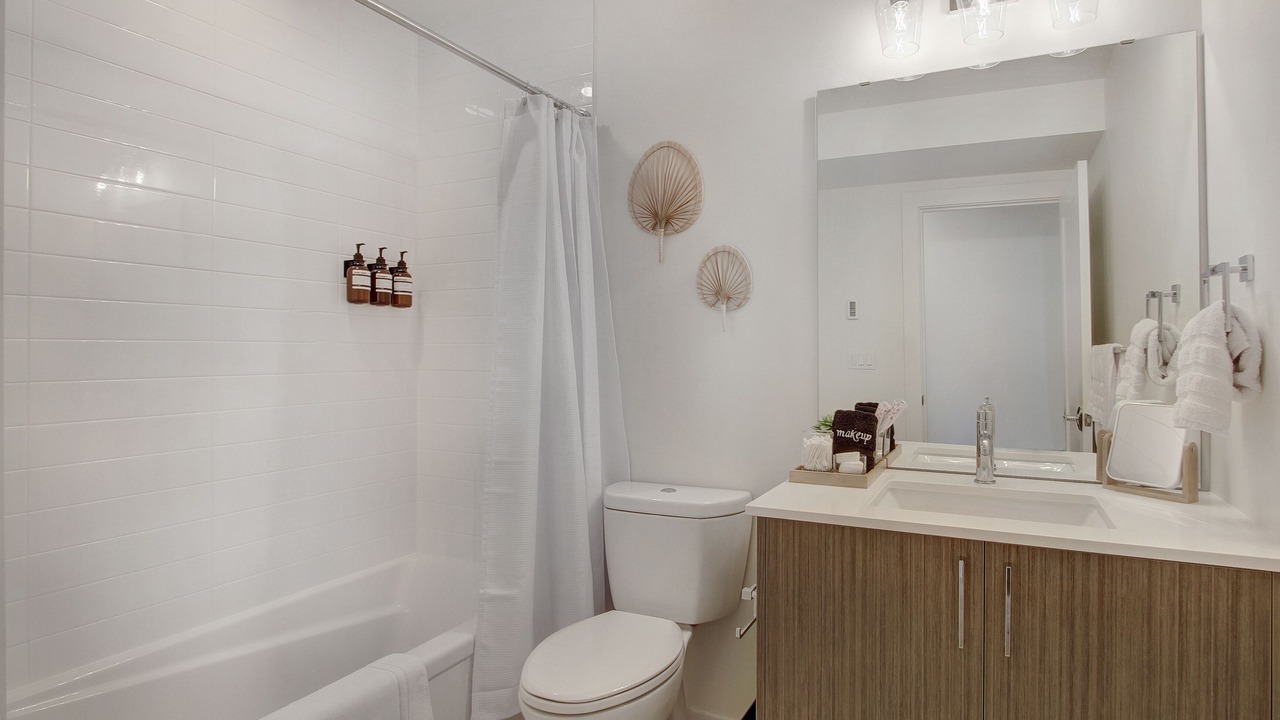 Photo of Bathroom in Broadway