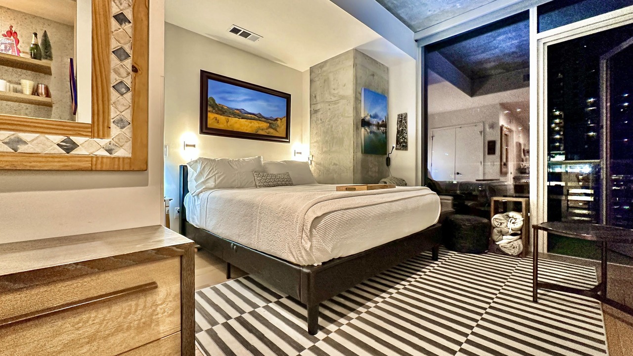 Photo of Bedroom in Rainey Street Historic District