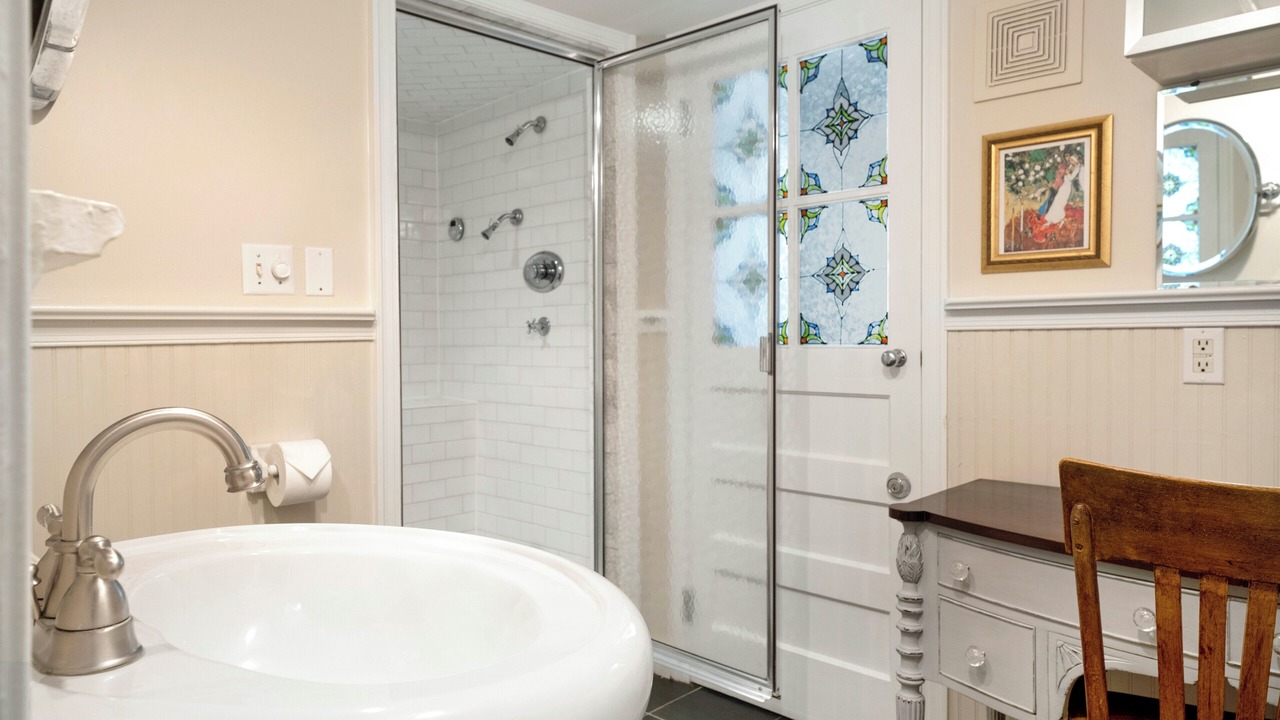 Photo of Bathroom in North Downtown