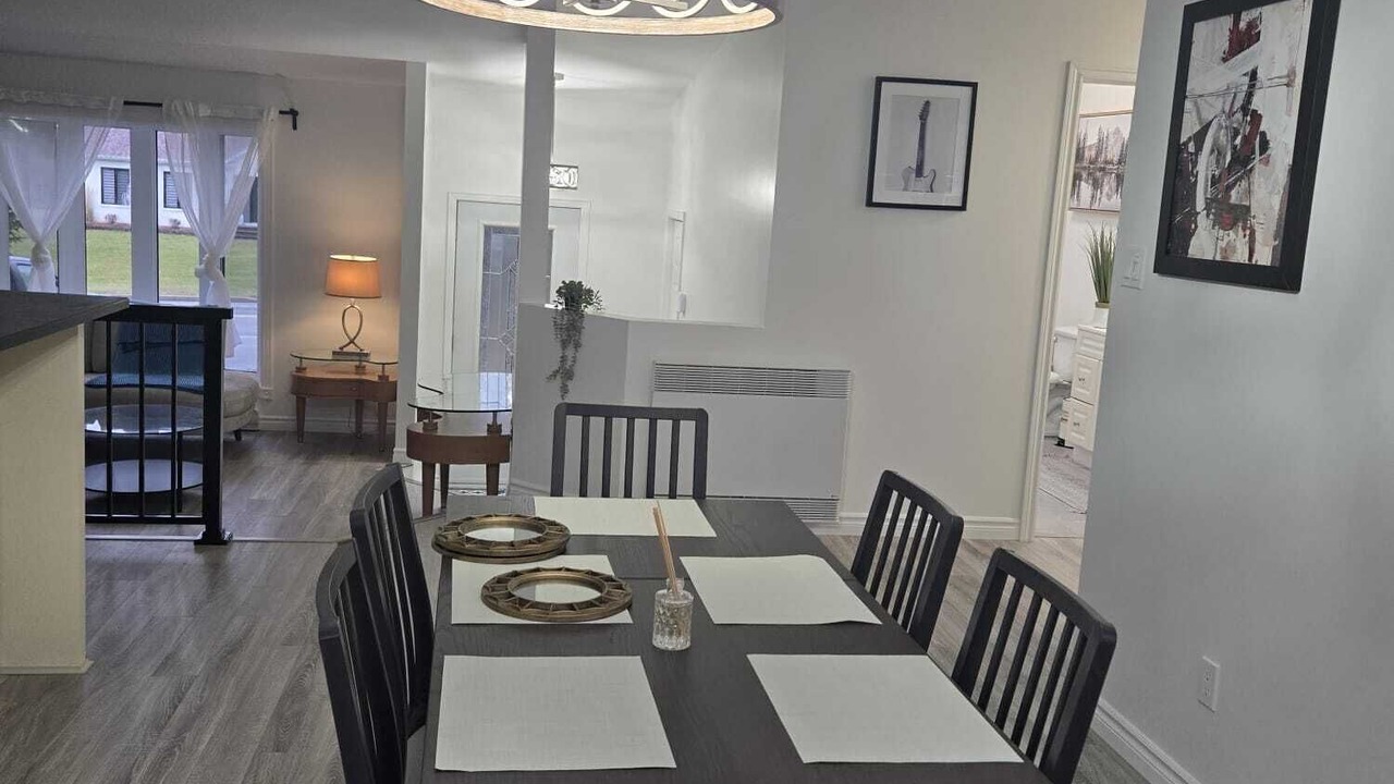 Photo of Others in Cheneville