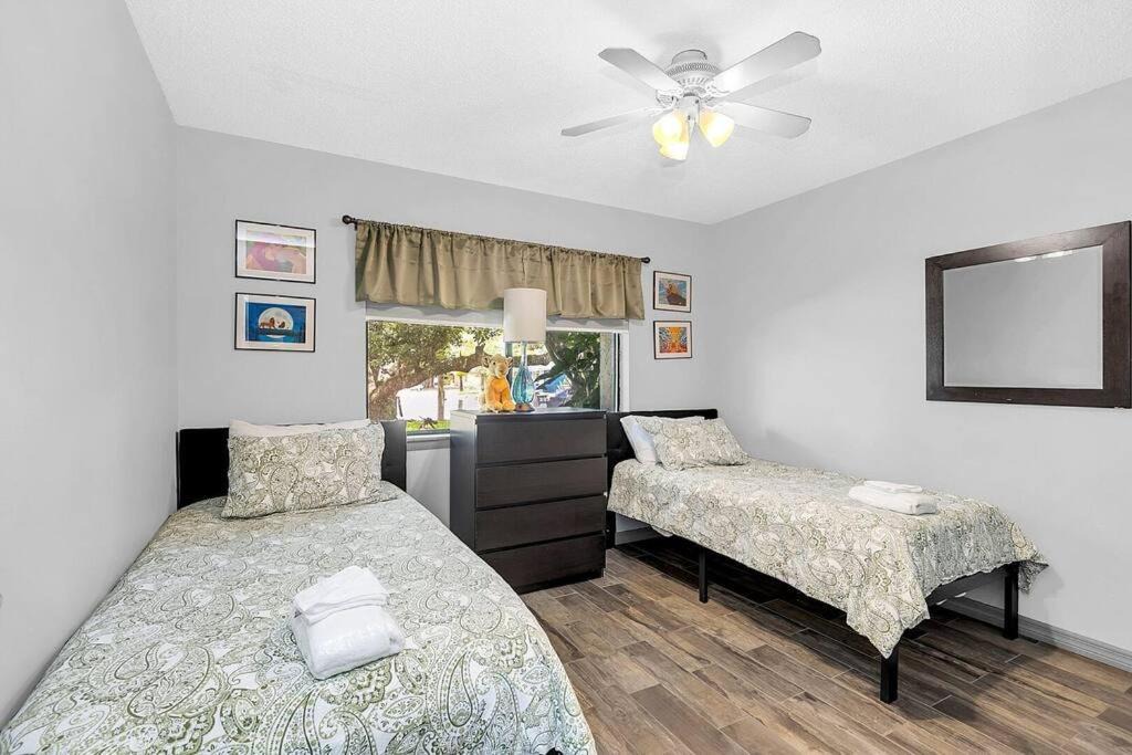 Photo of Bedroom in Goldenrod